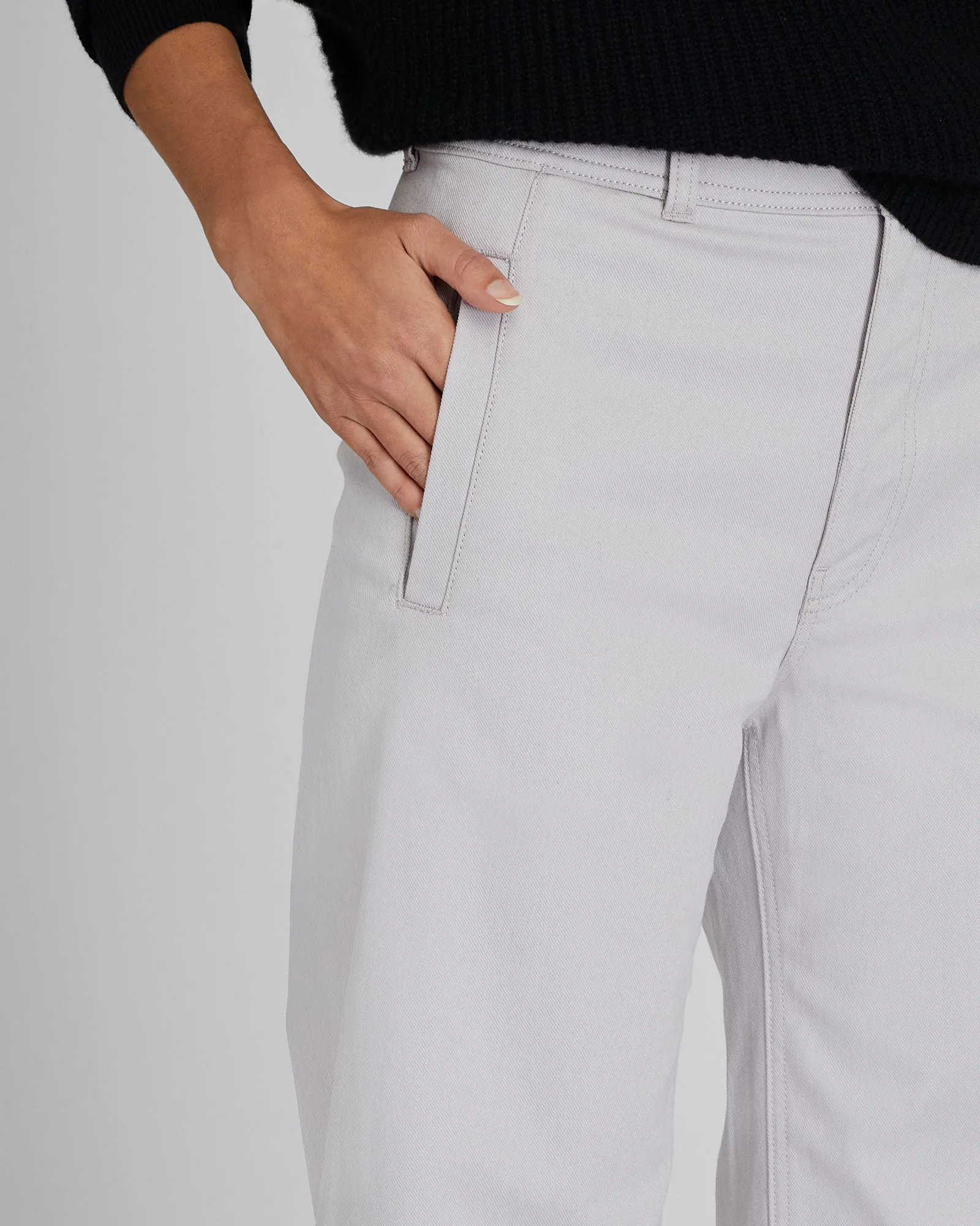 High Rise Cropped Twill Pant sold by Club Monaco product image thumbnail 3