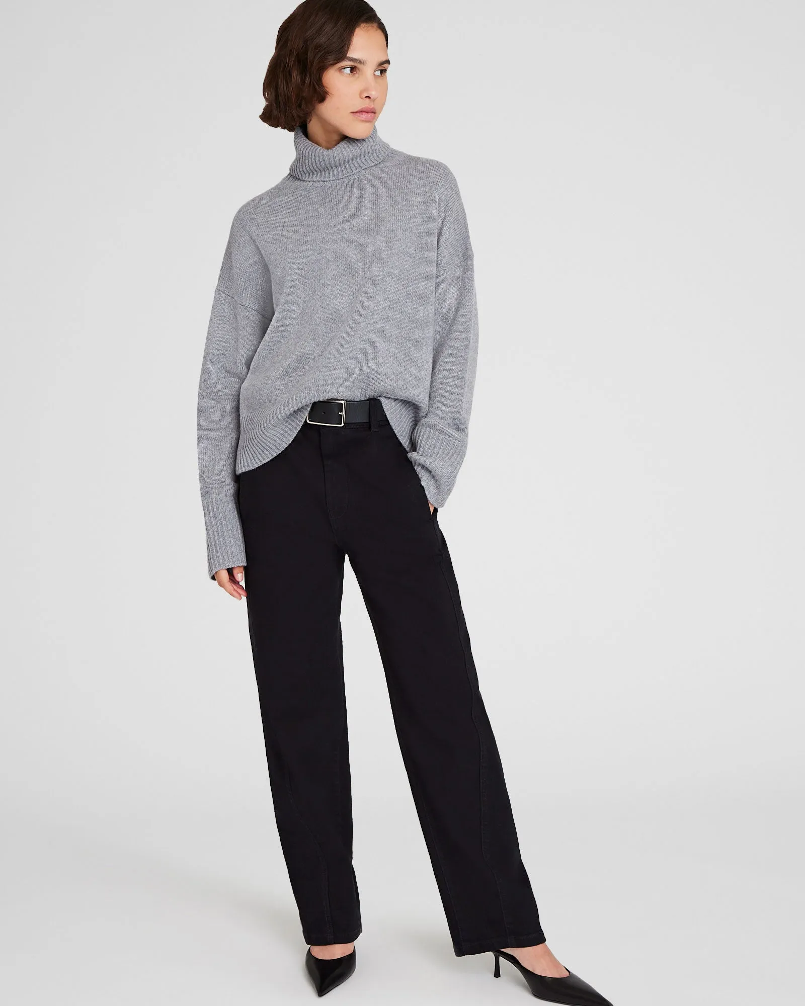 Cashmere Turtleneck Pullover Sweater sold by Club Monaco product image thumbnail 4