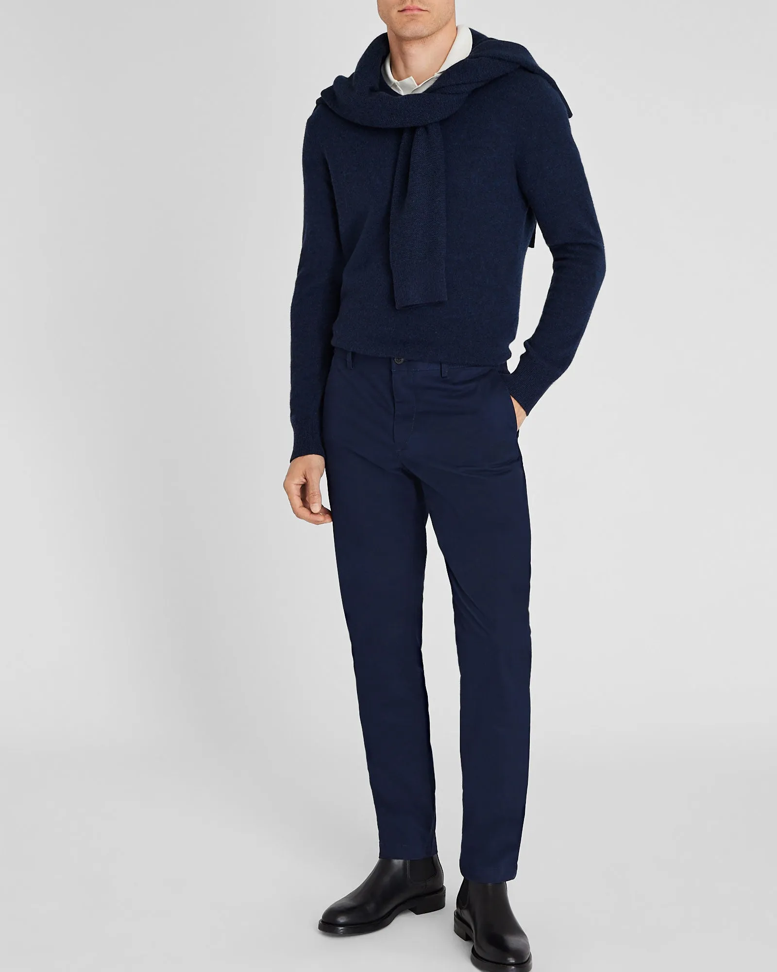 Connor Chino sold by Club Monaco product image thumbnail 2