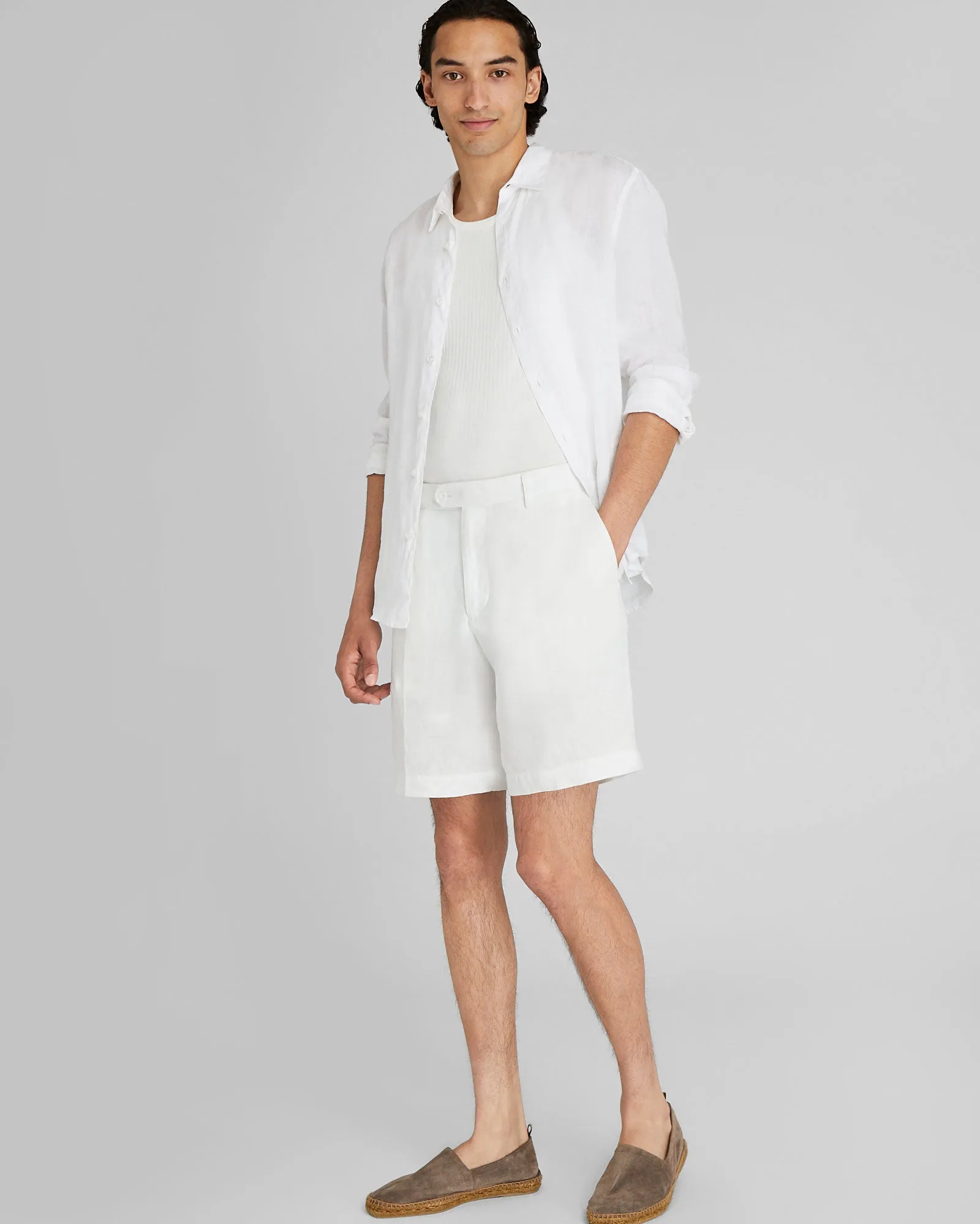 Pleated Linen Short sold by Club Monaco product image thumbnail 4