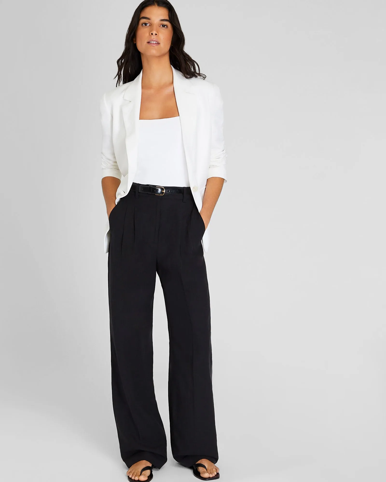 Pleated Lightweight Trouser sold by Club Monaco