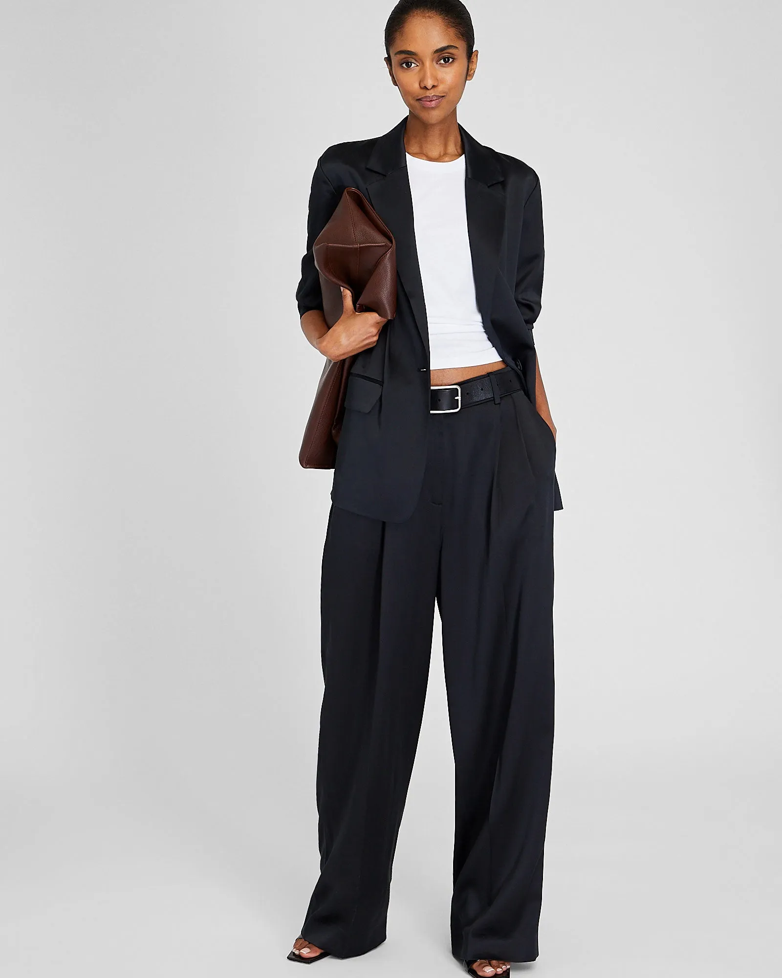 Silk Charmeuse Relaxed Blazer sold by Club Monaco product image thumbnail 3