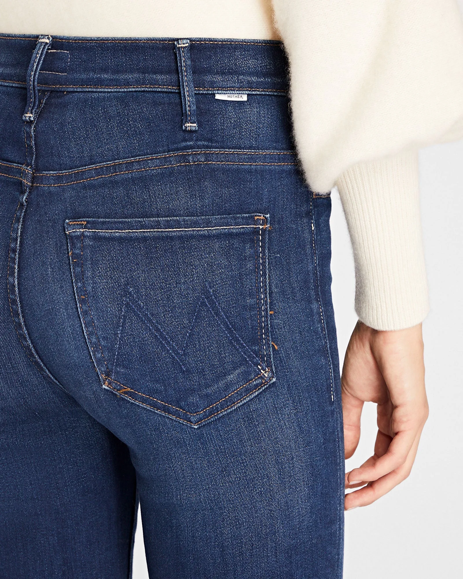 MOTHER The Hustler Ankle Fray Jeans sold by Club Monaco product image thumbnail 3