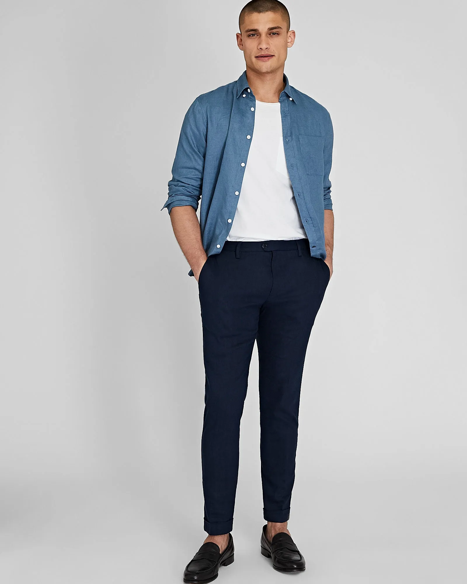 Sutton Linen Dress Pant sold by Club Monaco product image thumbnail 4