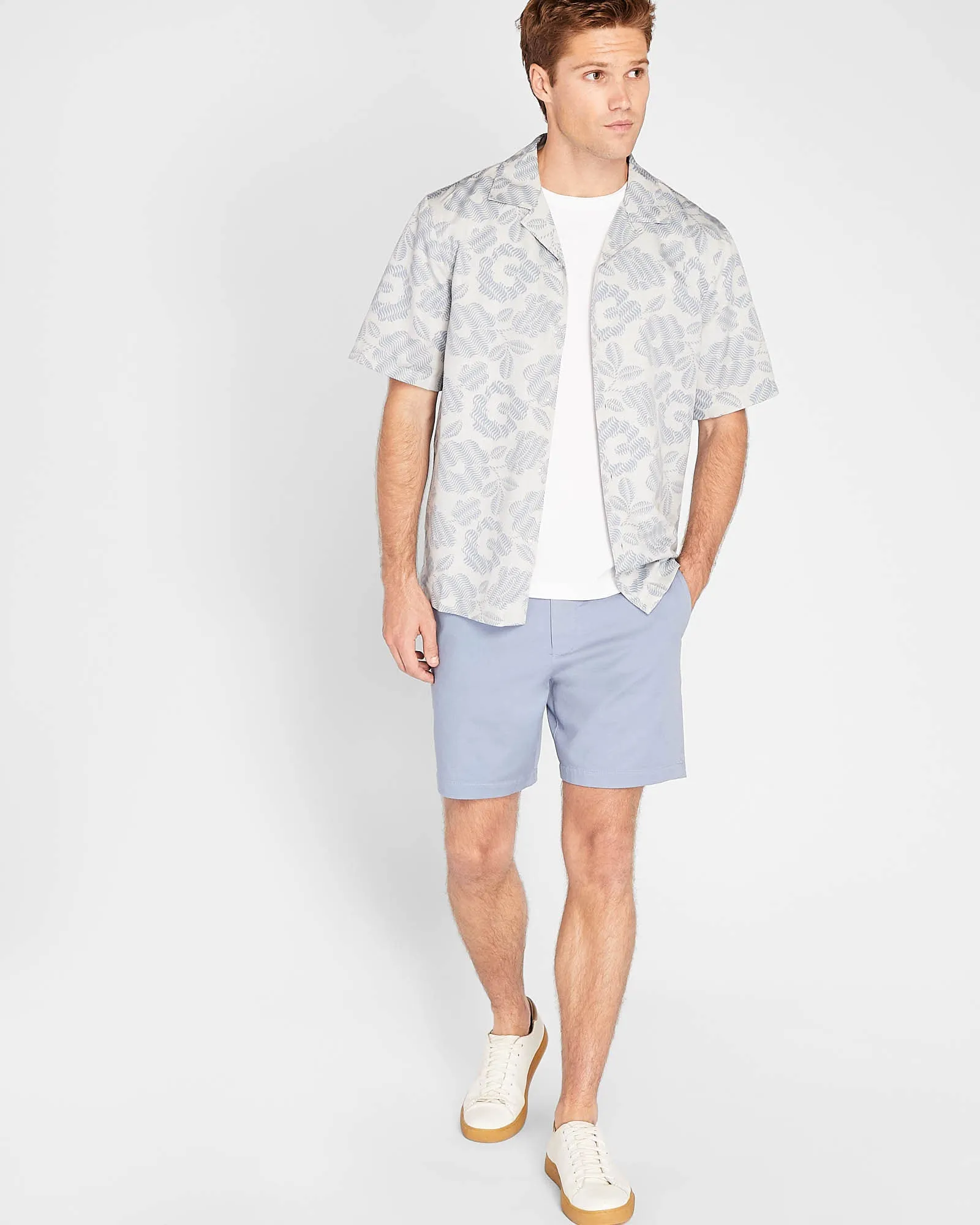 Baxter Texture 7" Short sold by Club Monaco