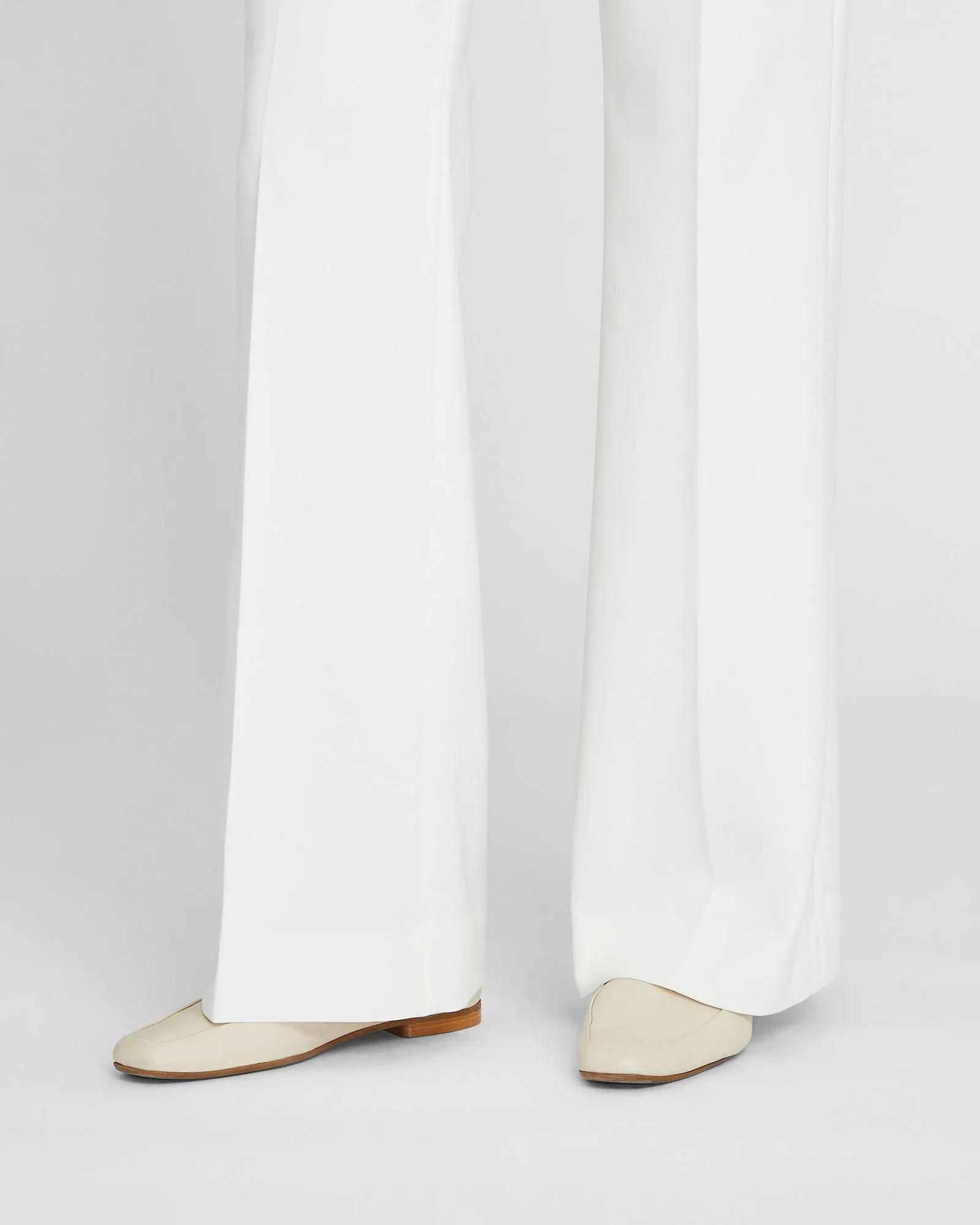High Rise Crepe Trouser sold by Club Monaco product image thumbnail 3