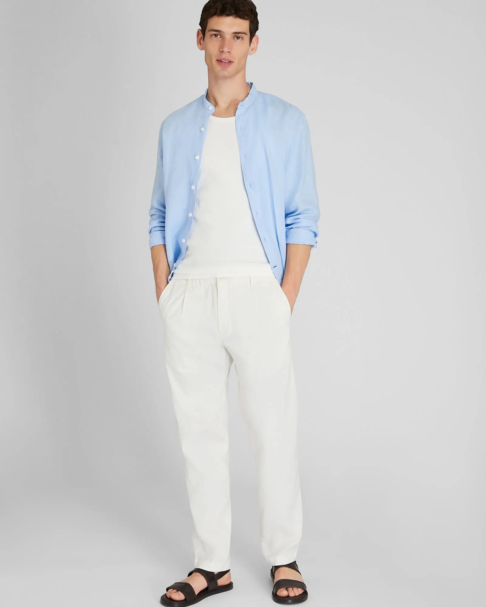 Relaxed Tapered Linen-Blend Pant sold by Club Monaco