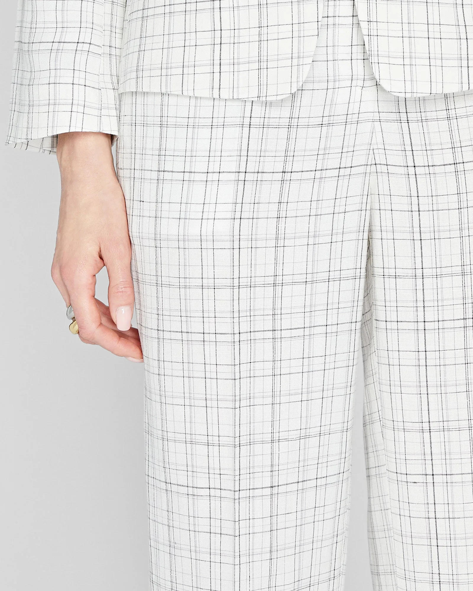 Plaid Signature Linen Blend Pant sold by Club Monaco product image thumbnail 3