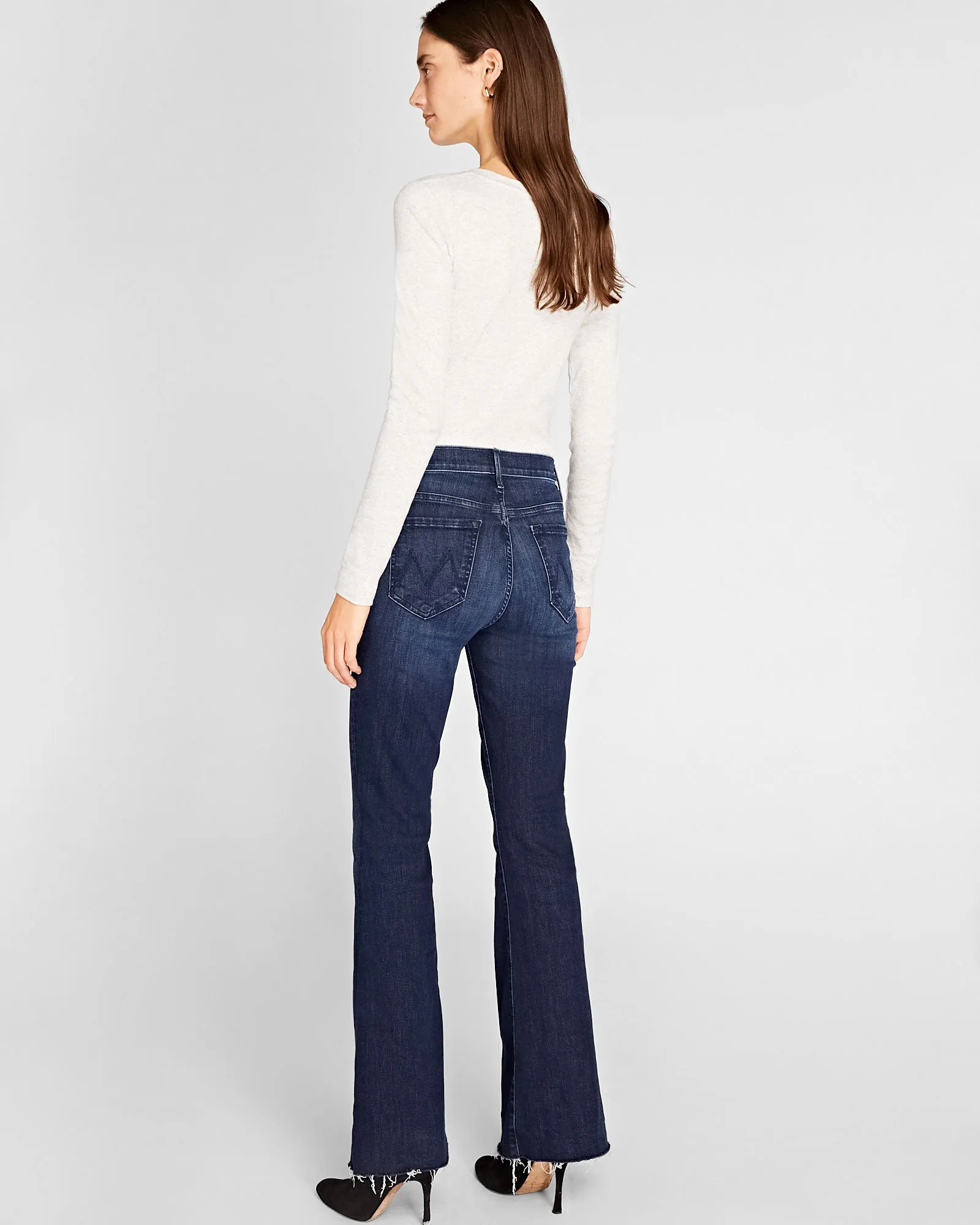 MOTHER The Weekender Fray Jeans sold by Club Monaco product image thumbnail 2