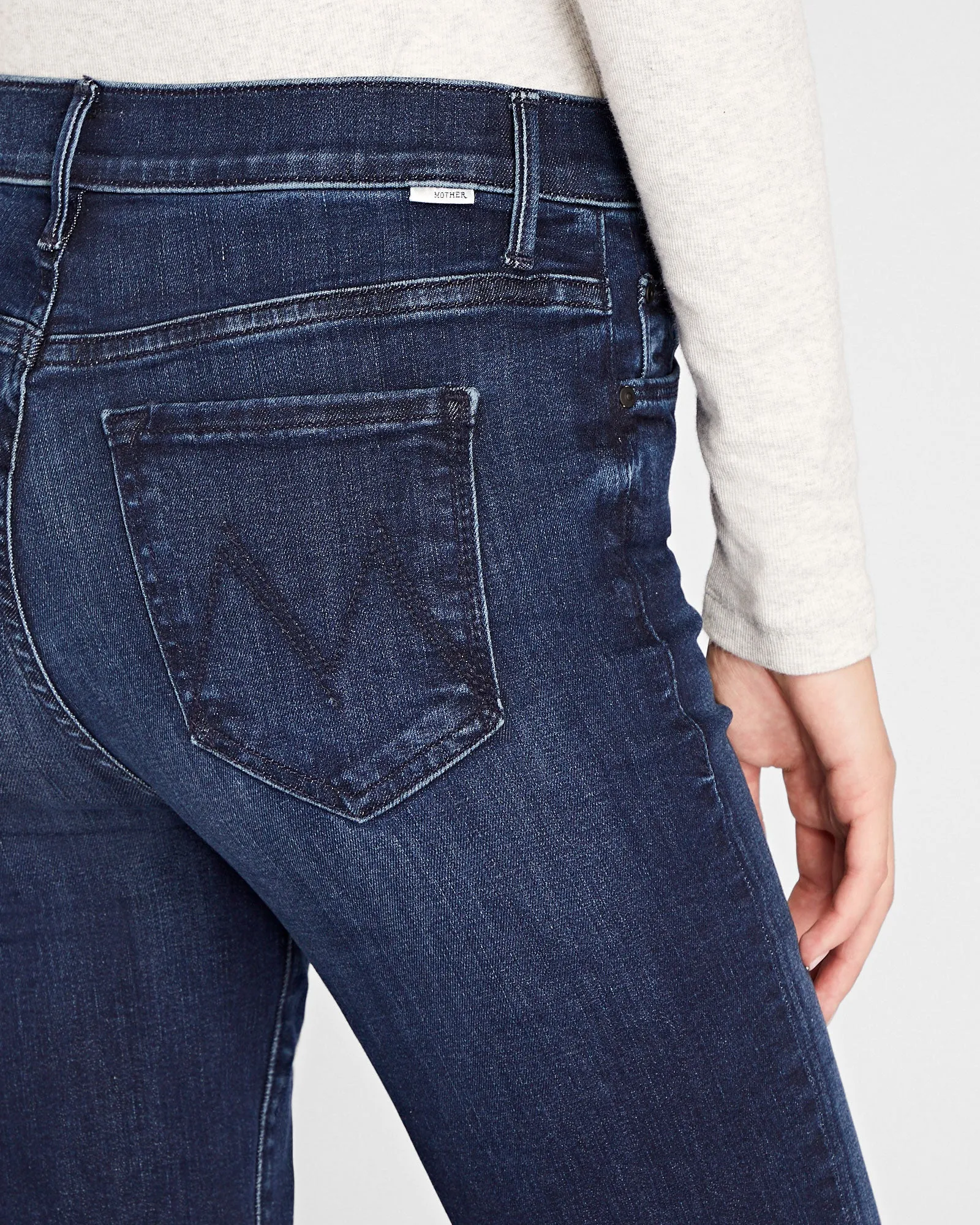 MOTHER The Weekender Fray Jeans sold by Club Monaco product image thumbnail 3