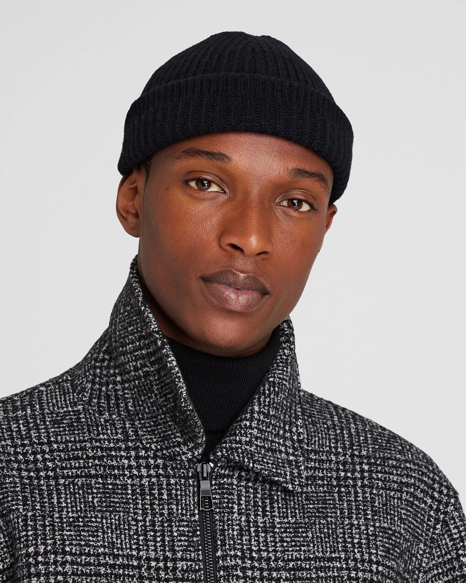 Kensington Cashmere Hat sold by Club Monaco product image thumbnail 2