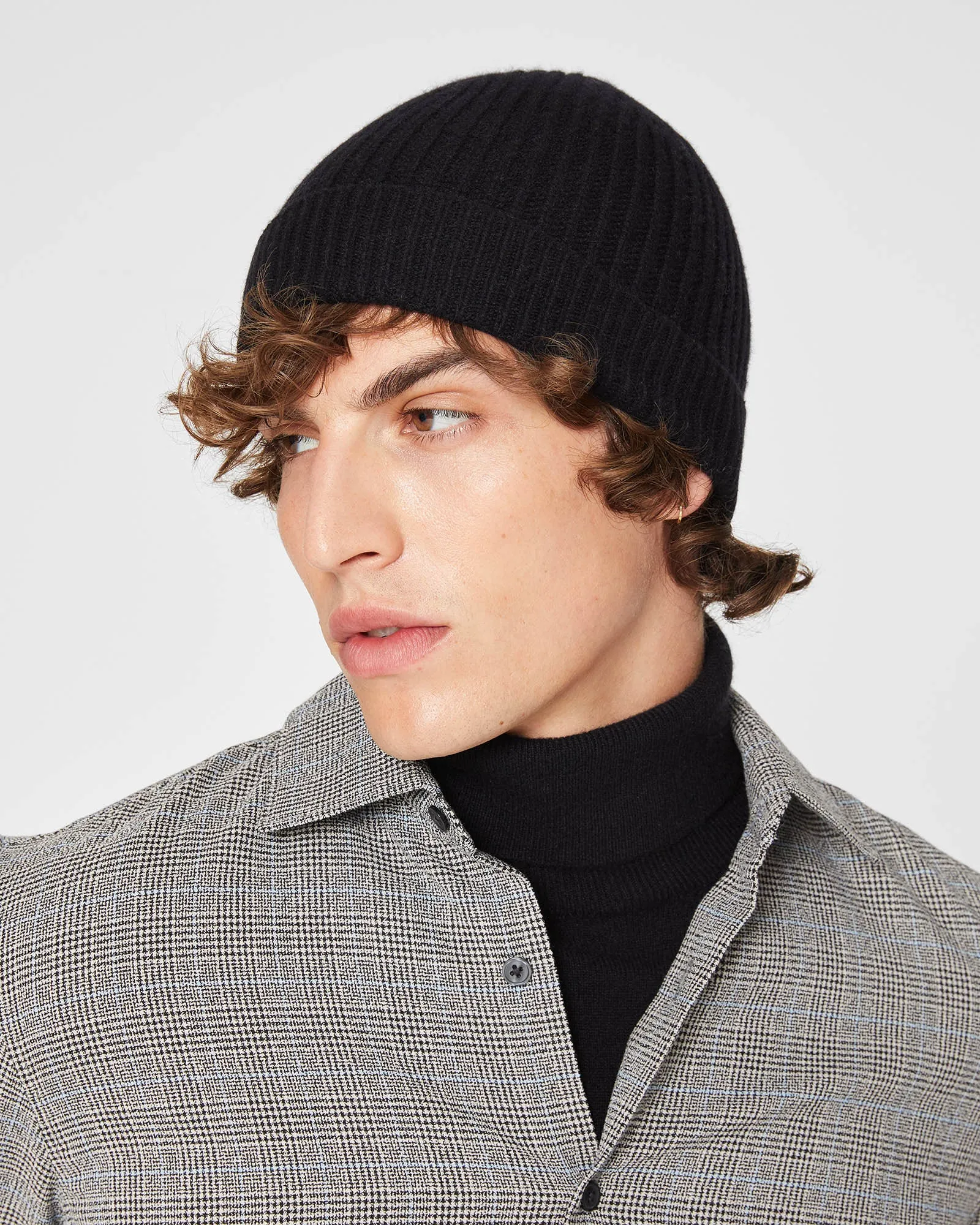 Kensington Cashmere Hat sold by Club Monaco product image thumbnail 4