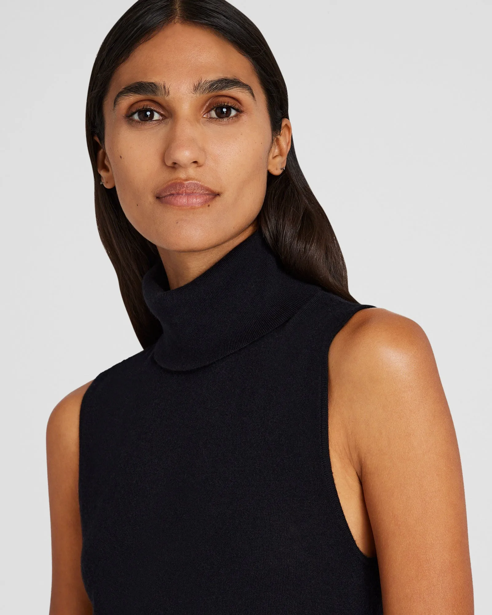 Cashmere Turtleneck Shell sold by Club Monaco product image thumbnail 4