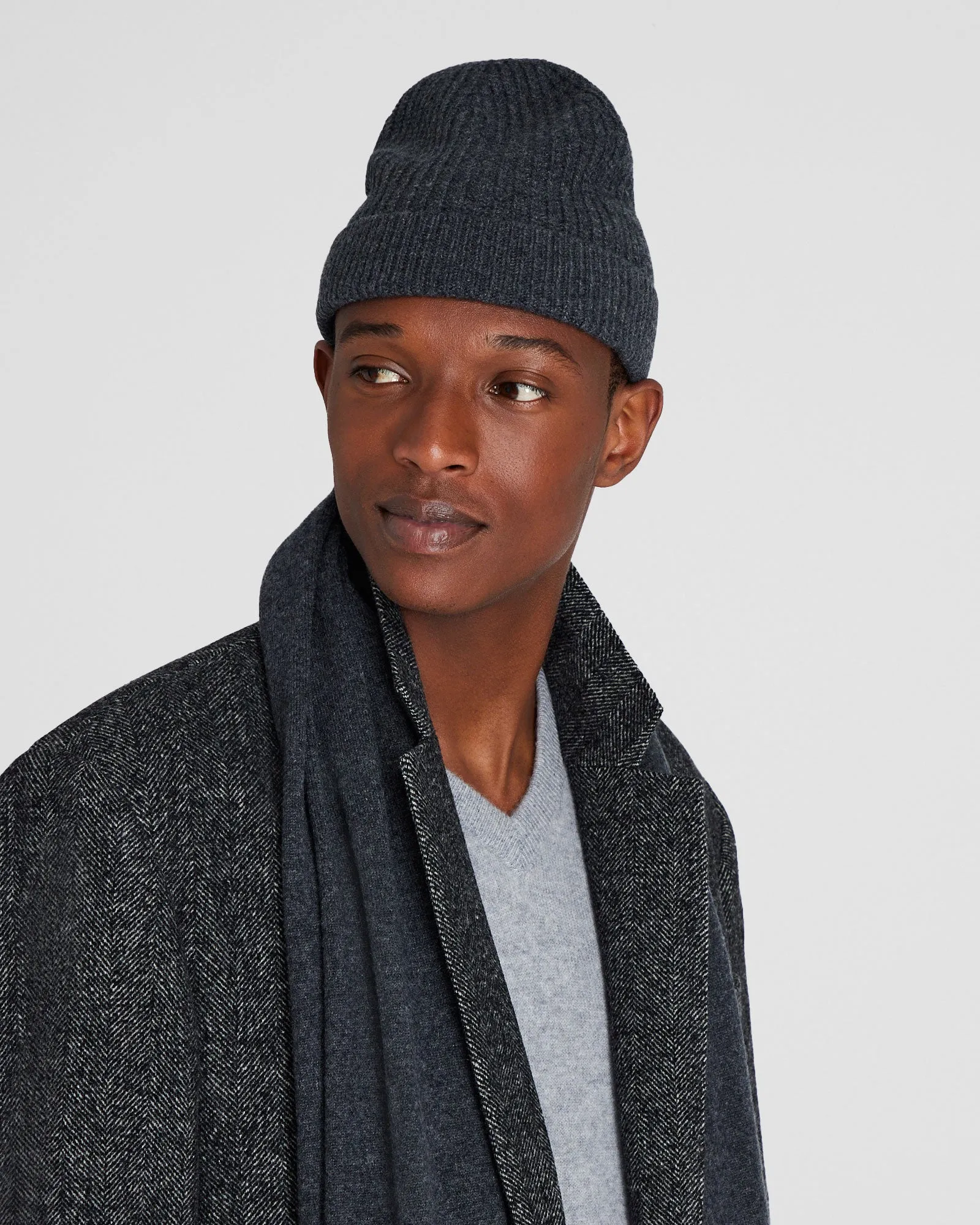 Kensington Cashmere Hat sold by Club Monaco product image thumbnail 3