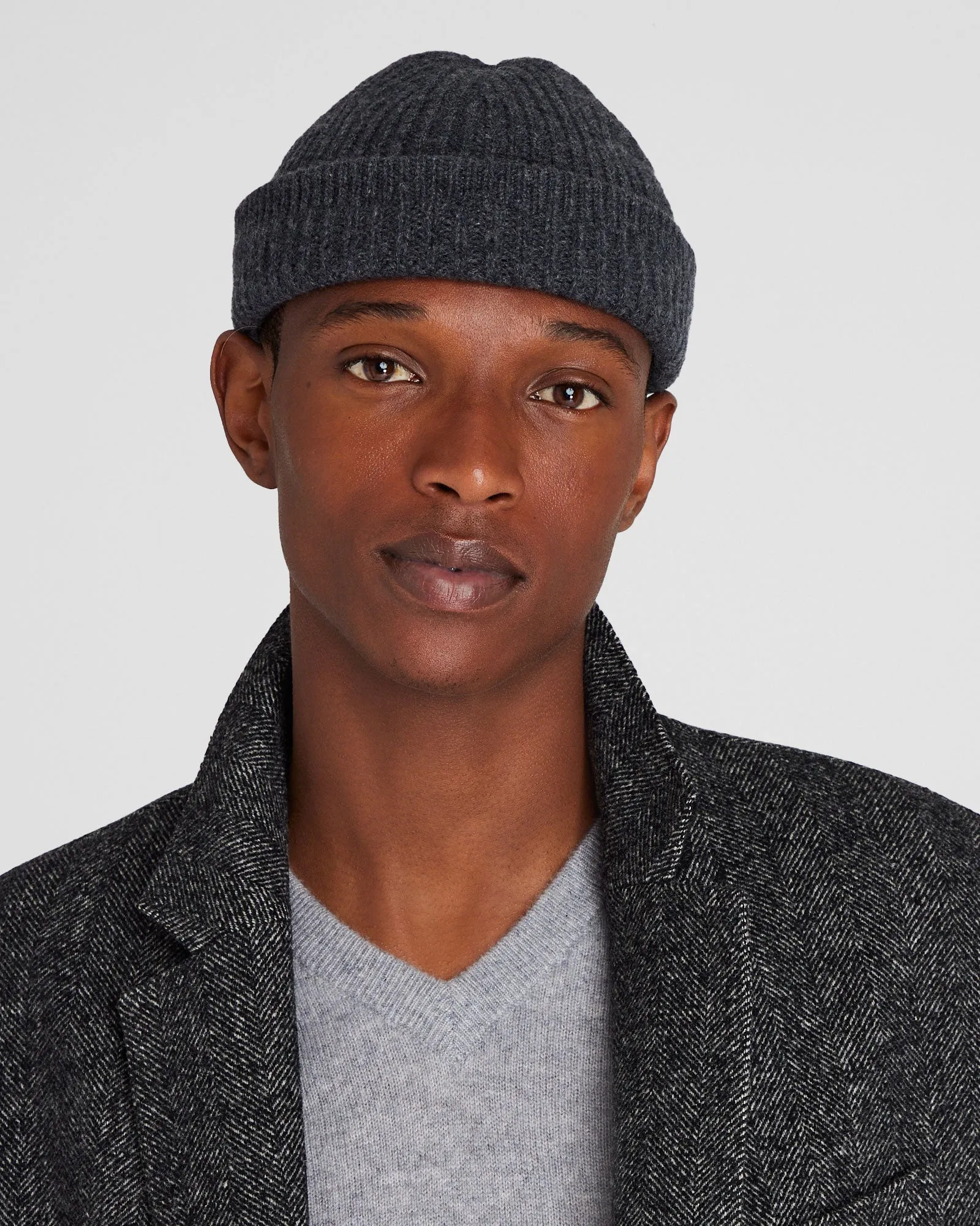 Kensington Cashmere Hat sold by Club Monaco product image thumbnail 2