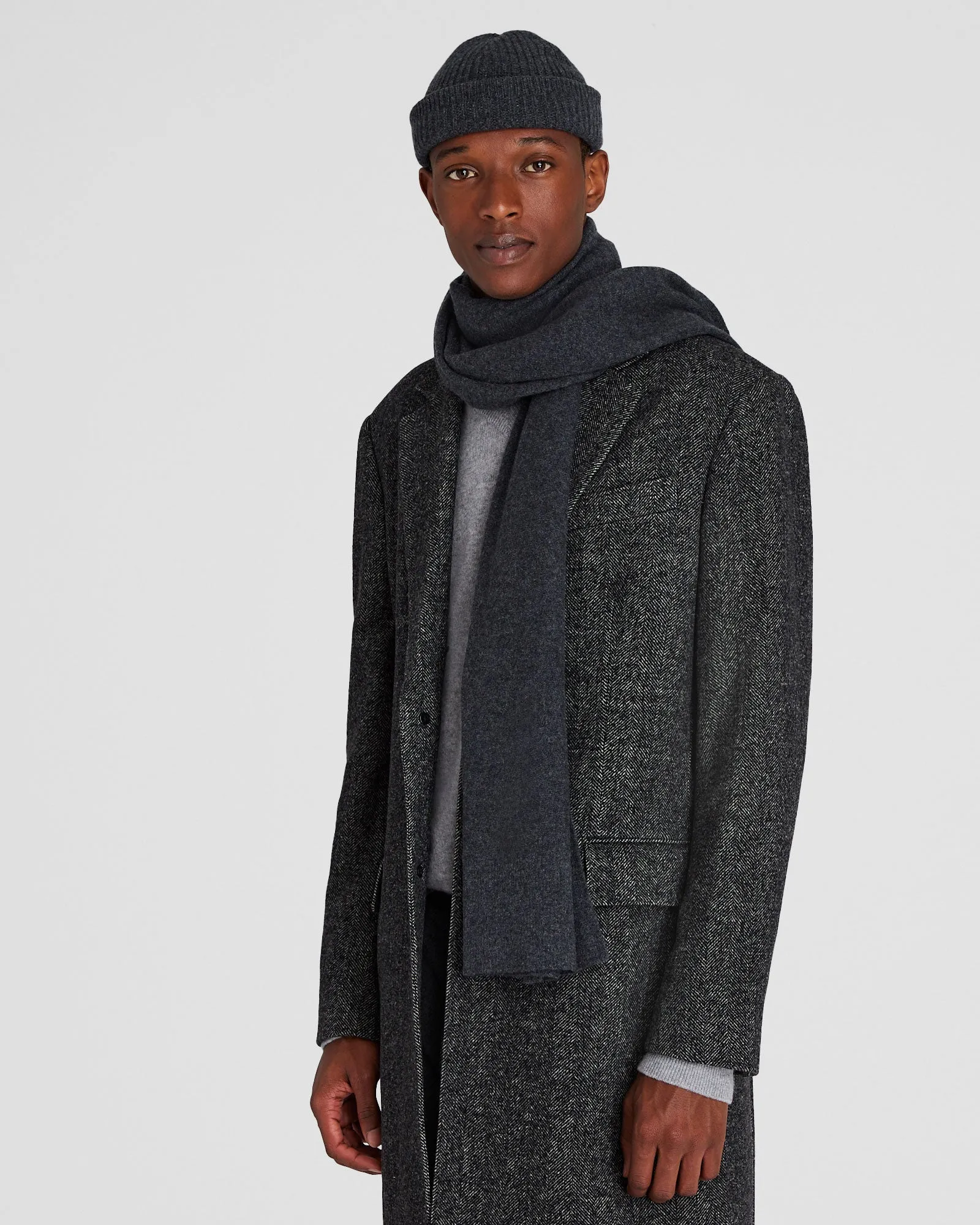 Kensington Cashmere Hat sold by Club Monaco product image thumbnail 4