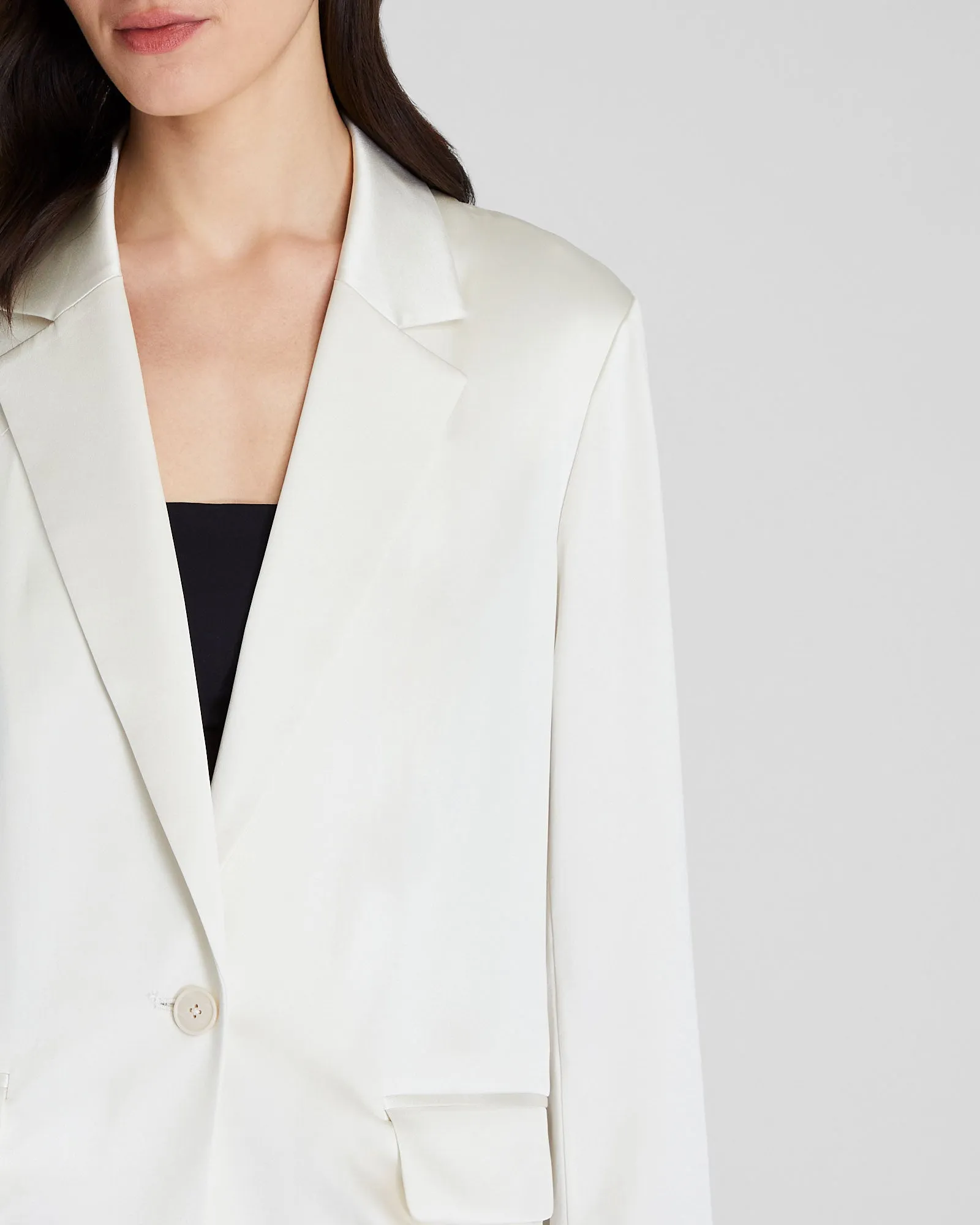 Silk Charmeuse Relaxed Blazer sold by Club Monaco product image thumbnail 4