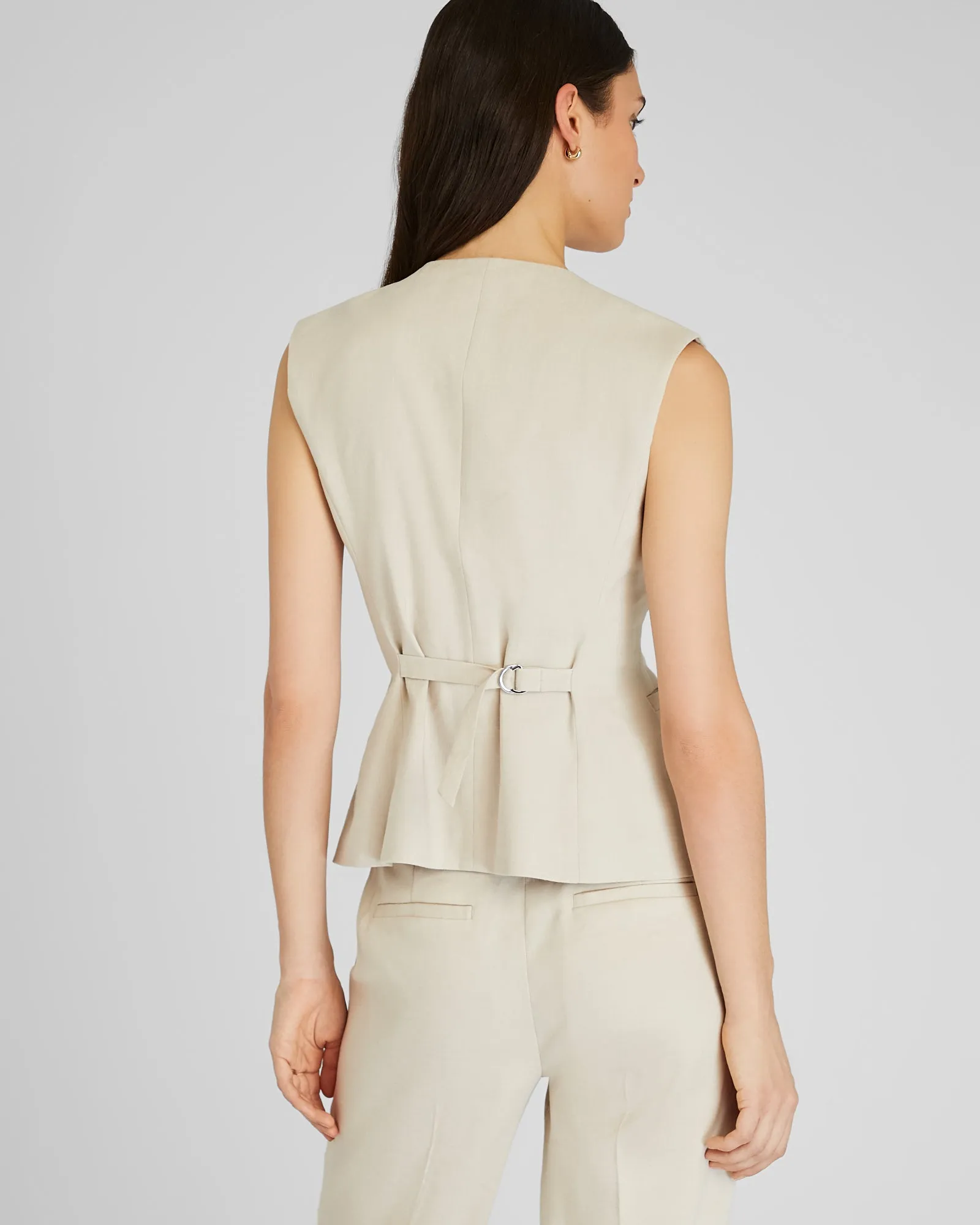 Cutaway Linen Vest sold by Club Monaco product image thumbnail 3