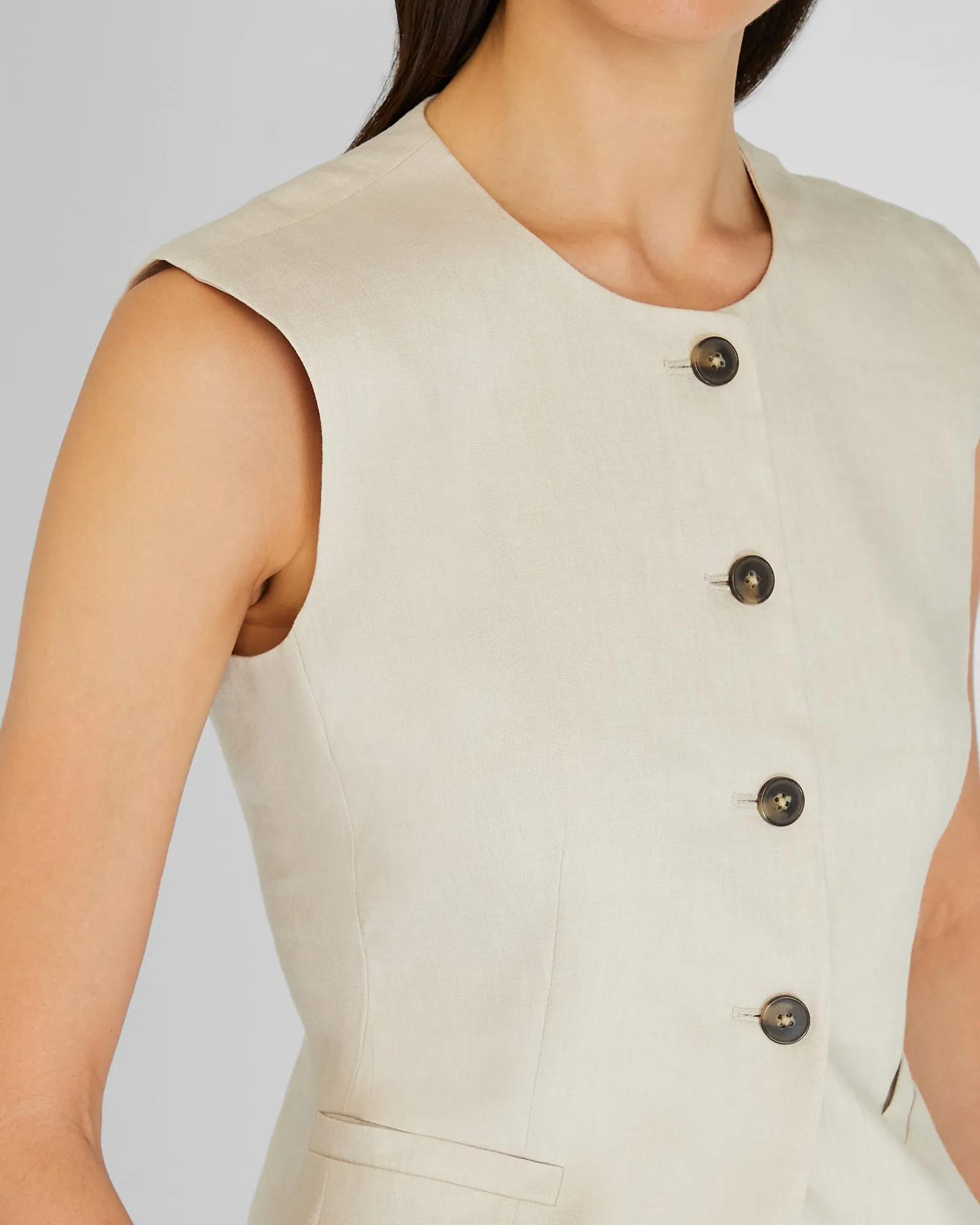 Cutaway Linen Vest sold by Club Monaco product image thumbnail 2