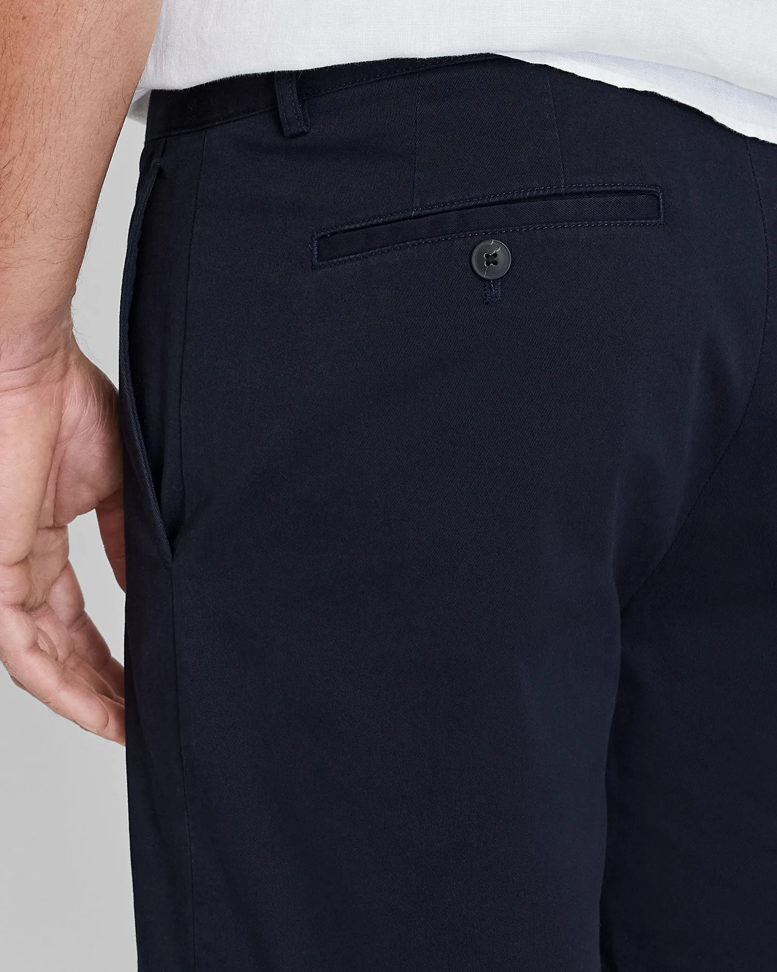 Baxter 7-Inch Shorts sold by Club Monaco product image thumbnail 2