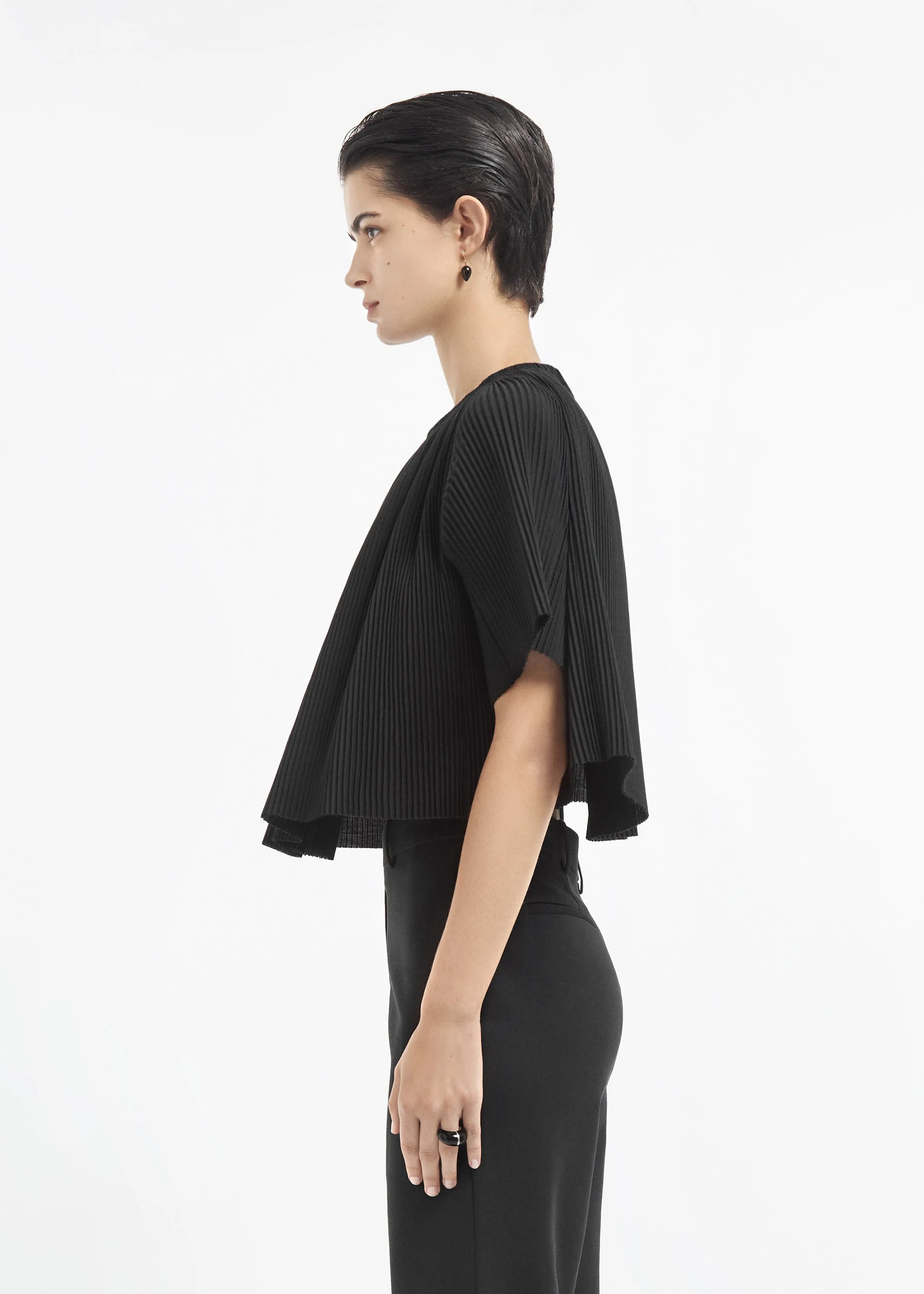 Crinkle Cut Cape Top in Plisse - Black sold by CO product image thumbnail 4