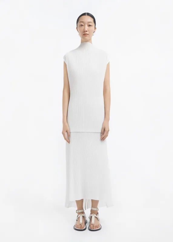 Midi Skirt in Plisse - Off White sold by CO