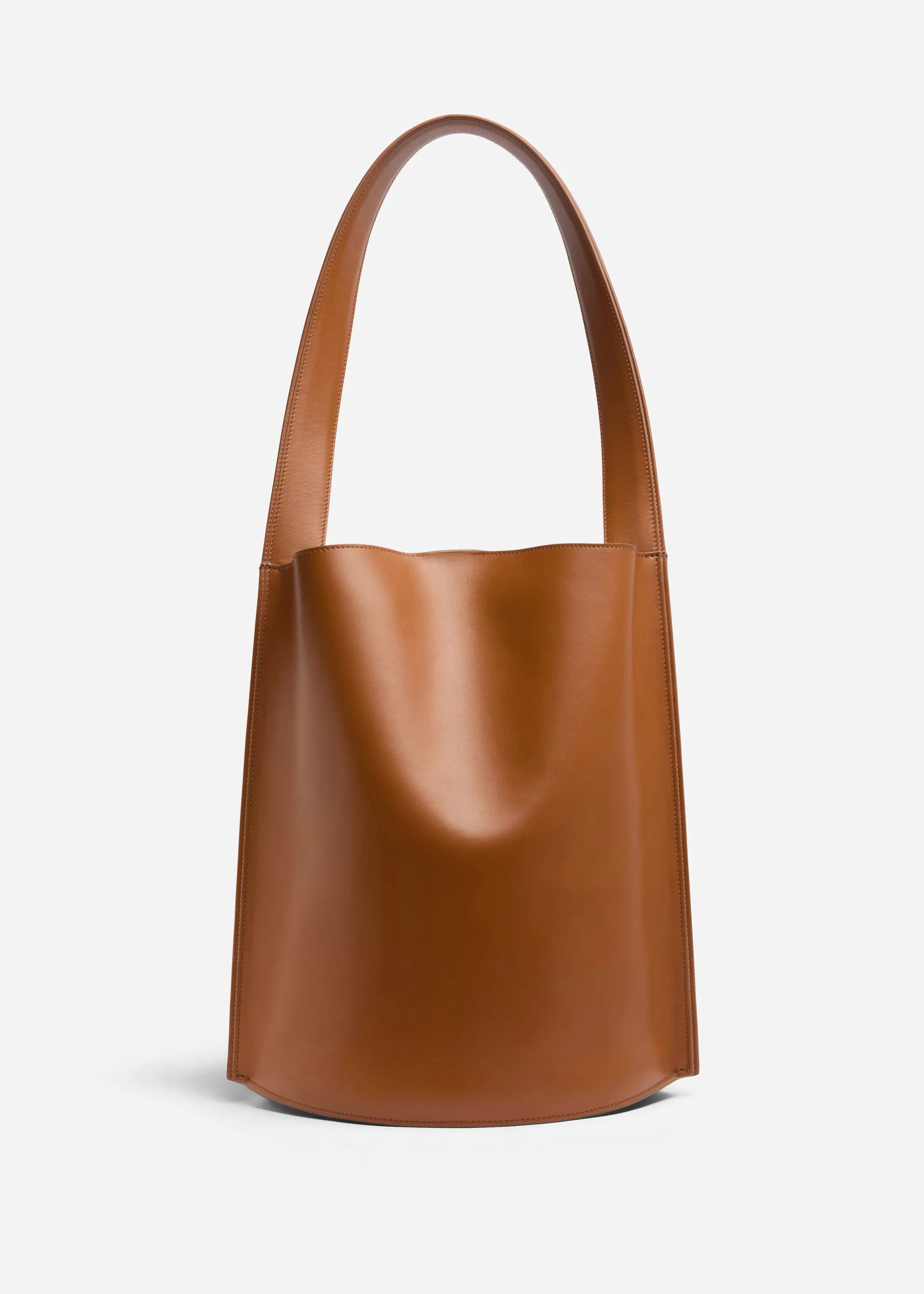 Bucket Tote Bag in Leather - Cognac sold by CO