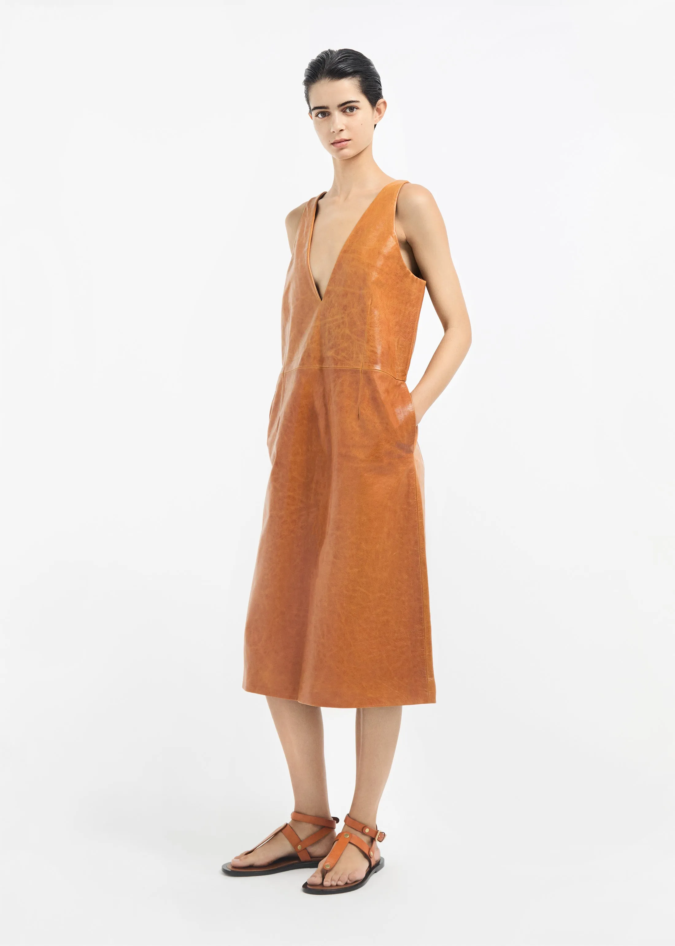V-Neck Dress in Leather - Cognac sold by CO