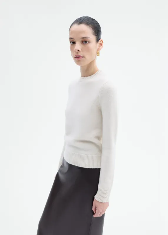 Crew Sweater in Cashmere - Wheat made by CO
