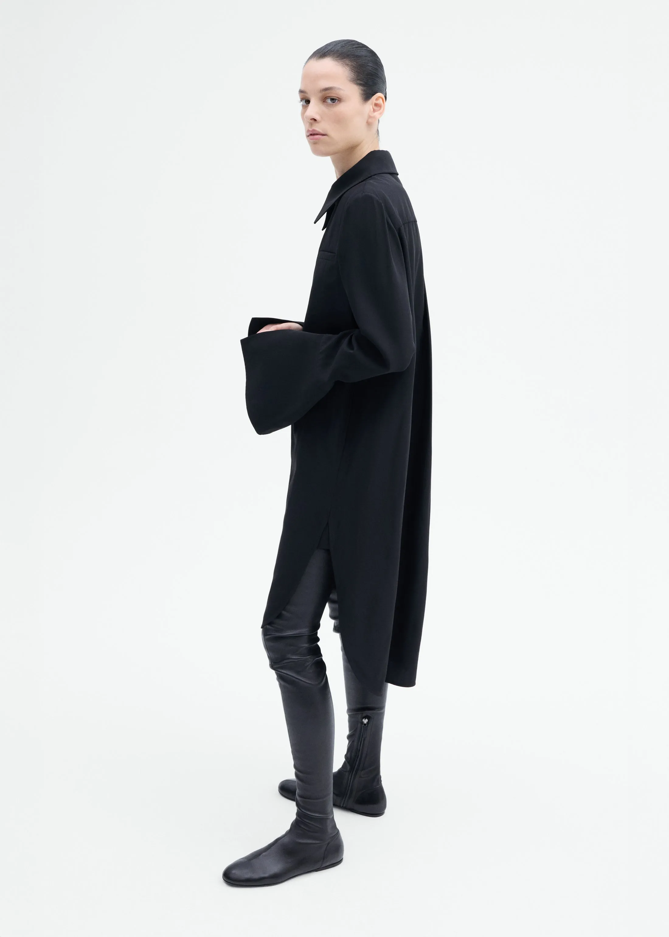 Zip-Front Dress in Viscose Wool - Black sold by CO product image thumbnail 2