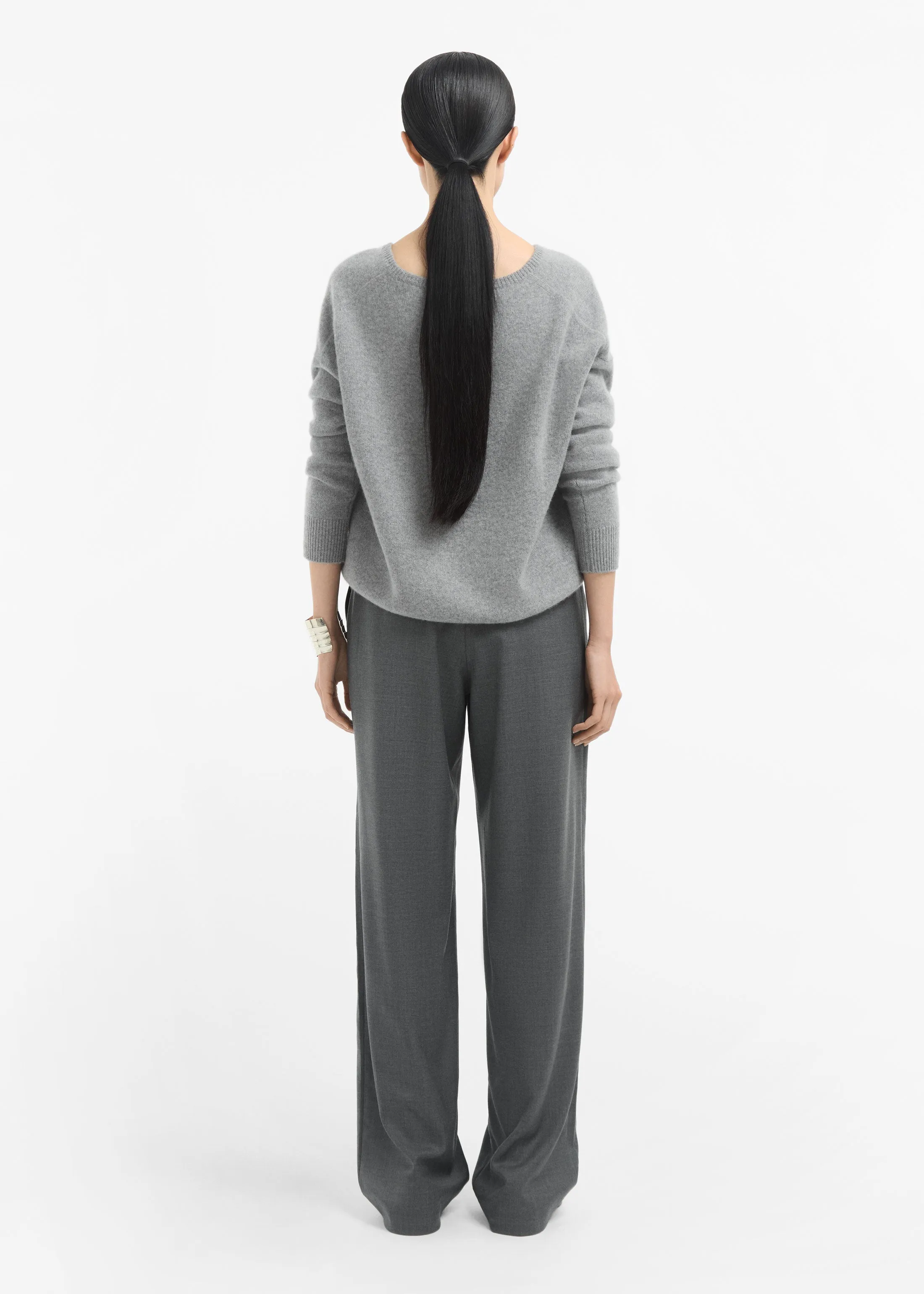 V-Neck Sweater in Cashmere - Grey sold by CO product image thumbnail 5