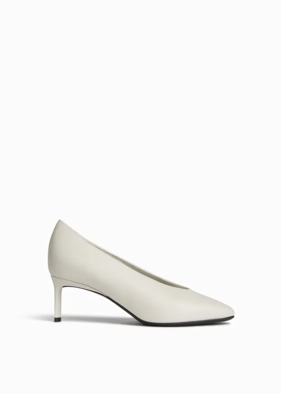 Pointed Kitten Heel in Leather - Ivory sold by CO
