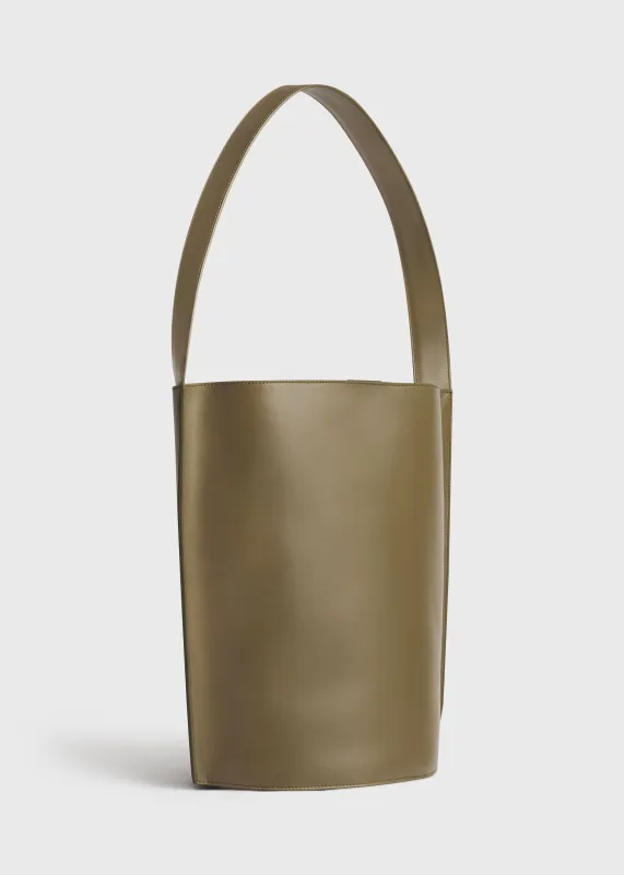 Bucket Tote Bag in Leather - Olive sold by CO