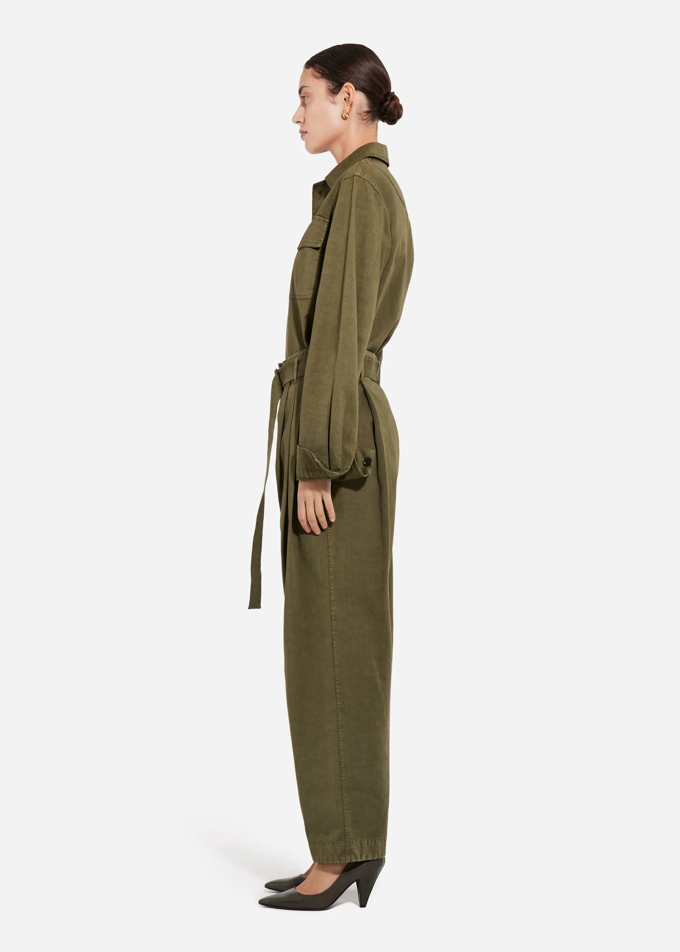 Garment Dyed Pleated Pant in Cotton - Avocado sold by CO product image thumbnail 4