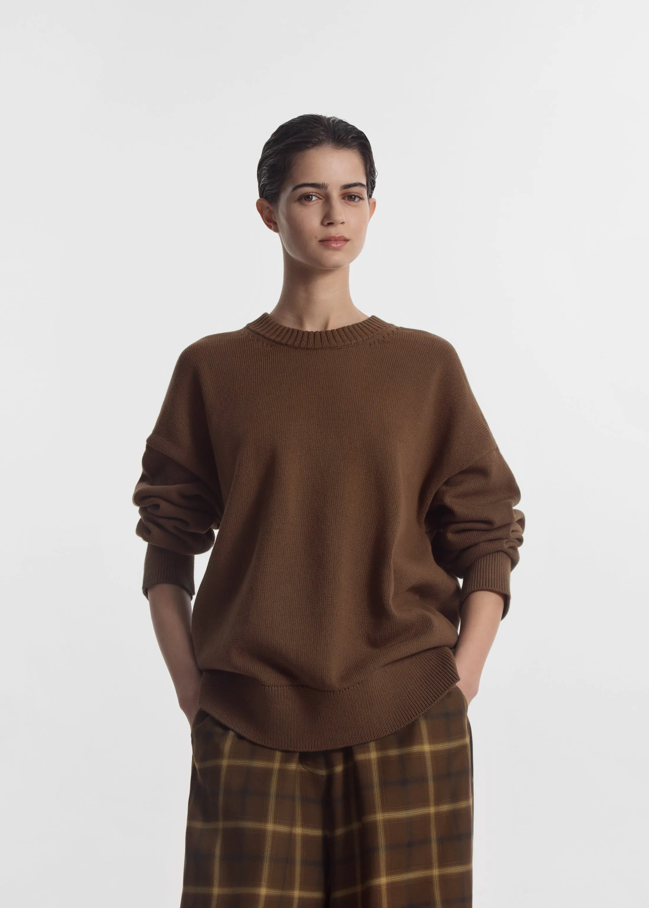 Boyfriend Crew Sweater in Cotton - Olive sold by CO