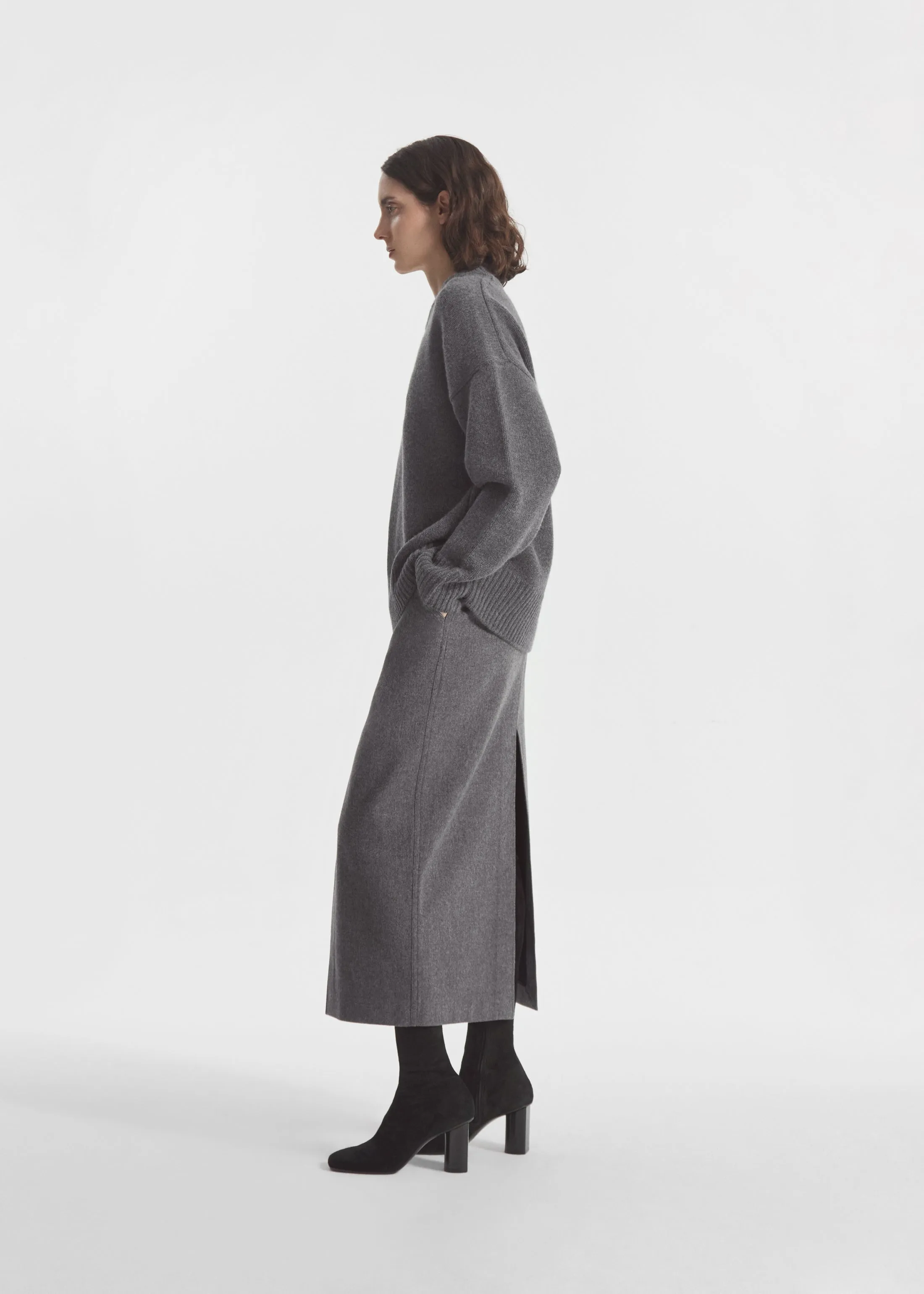 Tailored Pencil Skirt in Wool Cashmere - Grey Melange sold by CO product image thumbnail 2