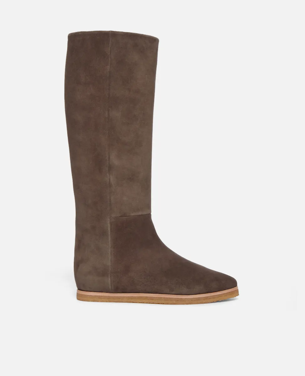 Quest Boot sold by COCLICO