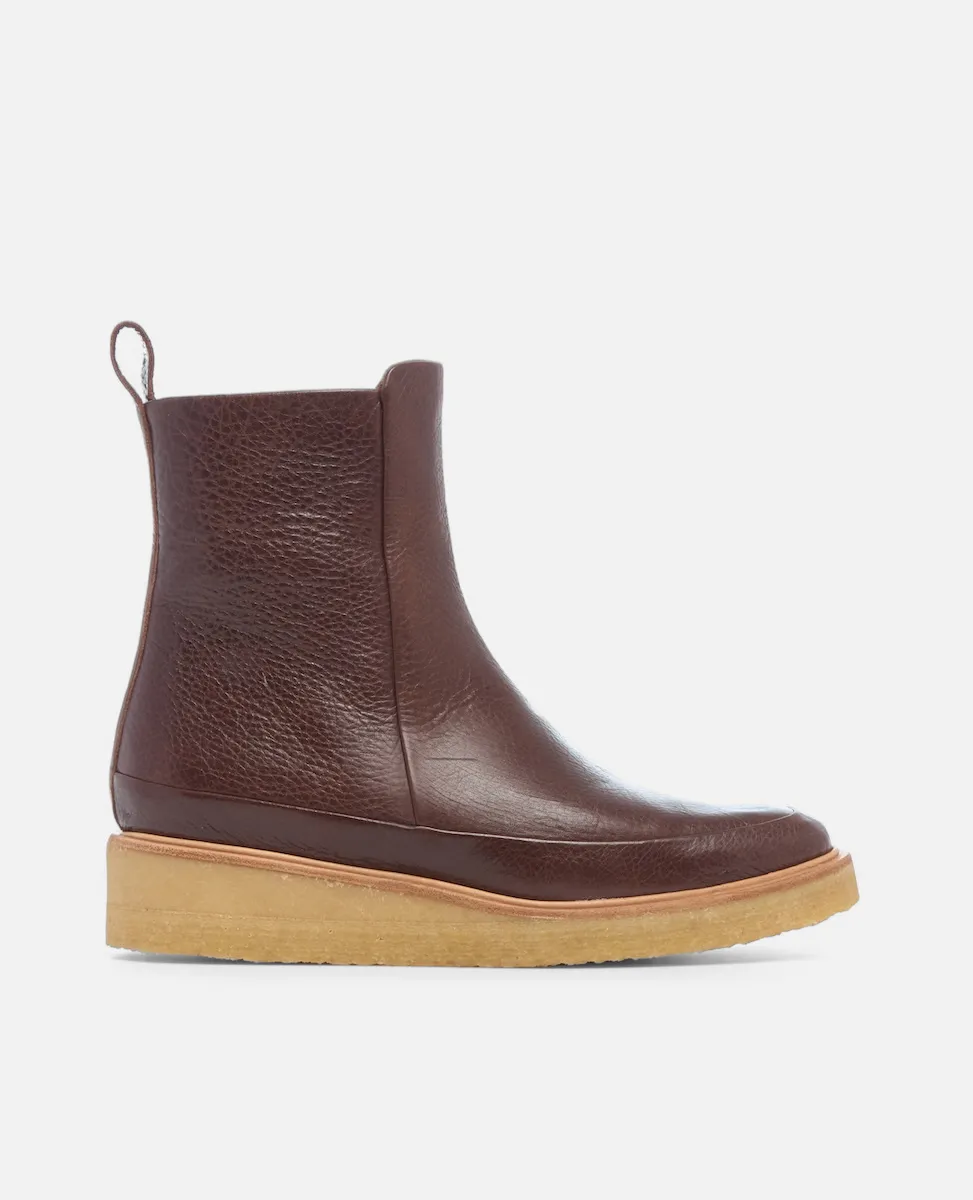 Hip Boot sold by COCLICO