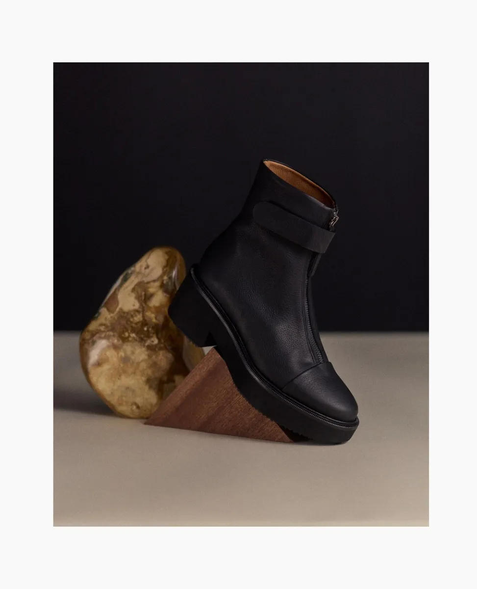 Eadrama Boot sold by COCLICO product image thumbnail 5