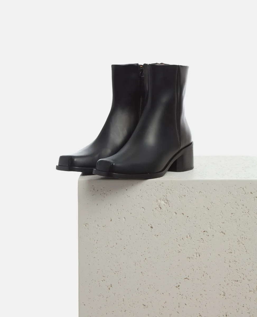 Action Boot sold by COCLICO product image thumbnail 4