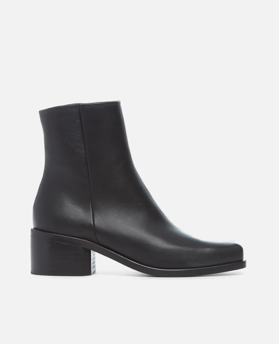 Action Boot sold by COCLICO