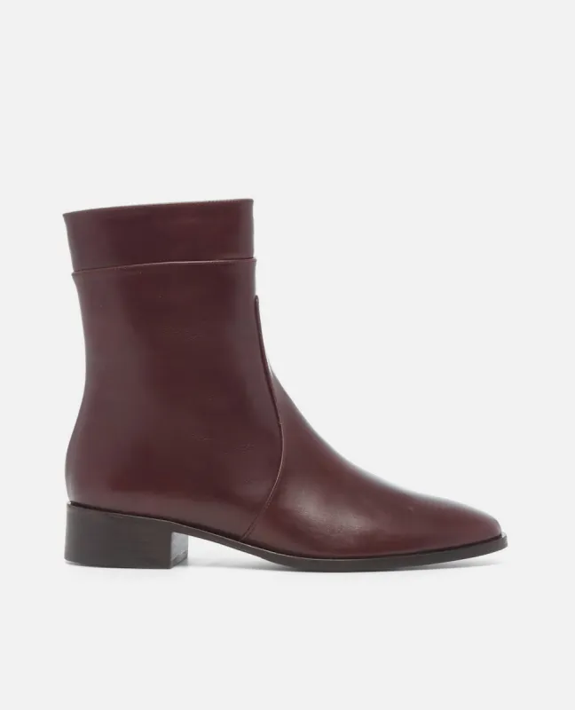 Miki Boot sold by COCLICO