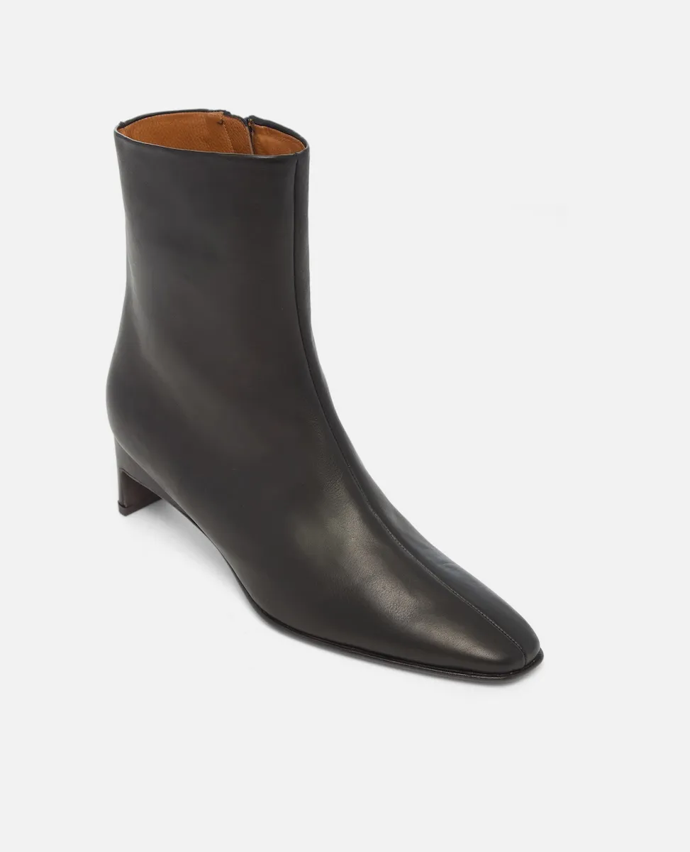 Sam Boot sold by COCLICO product image thumbnail 2