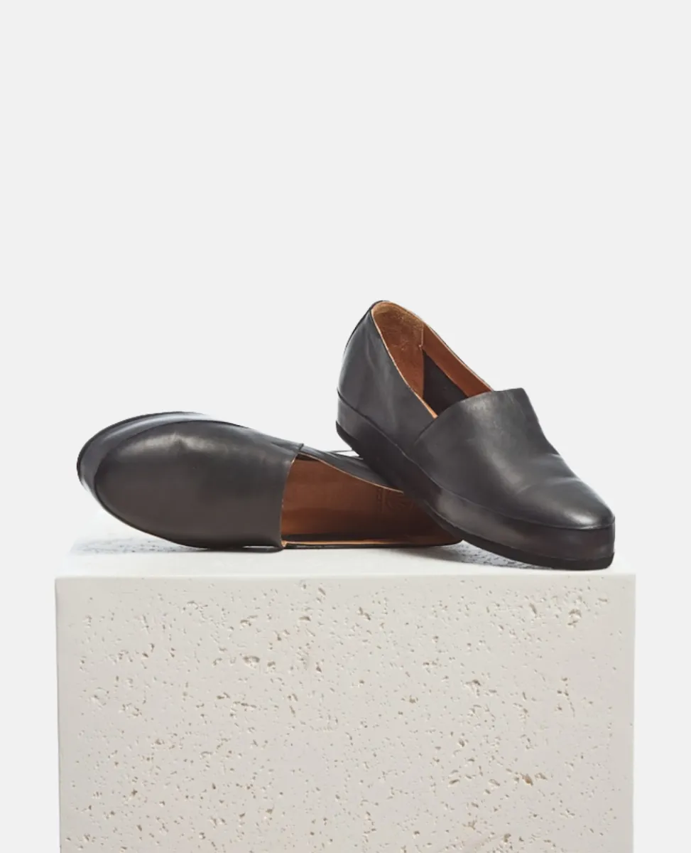 Gentian Flat sold by COCLICO product image thumbnail 3