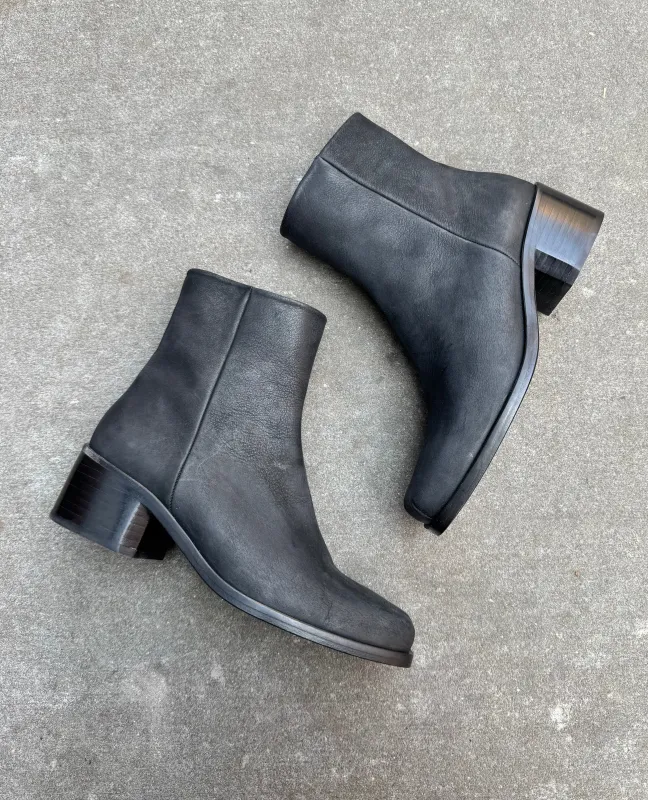 Action Boot made by COCLICO