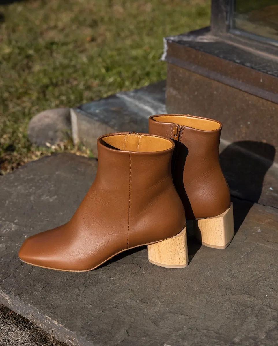 Ione Boot sold by COCLICO product image thumbnail 2