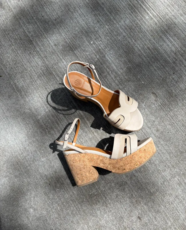 Warehouse Sale - Bow Wedge Latte Patent made by COCLICO