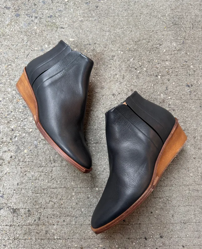 Warehouse Sale - Juice Bootie Deep Sea sold by COCLICO