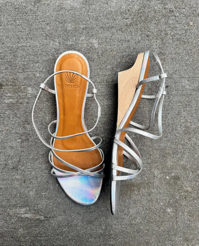 Warehouse Sale -  Vain Wedge Blanco Iridescent made by COCLICO