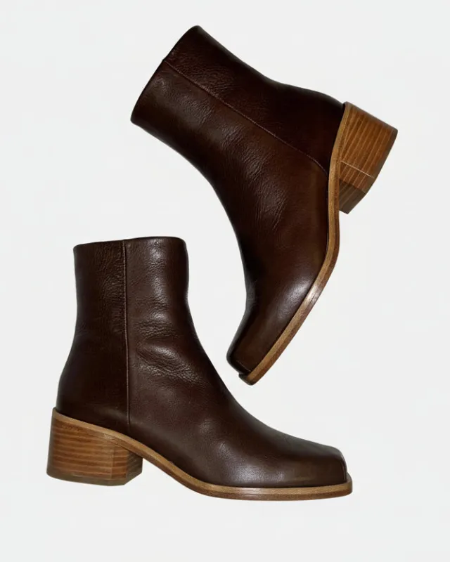 Warehouse Sale - Action Boot Castagno made by COCLICO